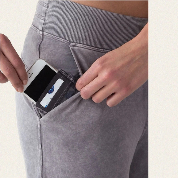 Lululemon Loop Back  Jogger - Women’s 4 - Picture 5 of 8